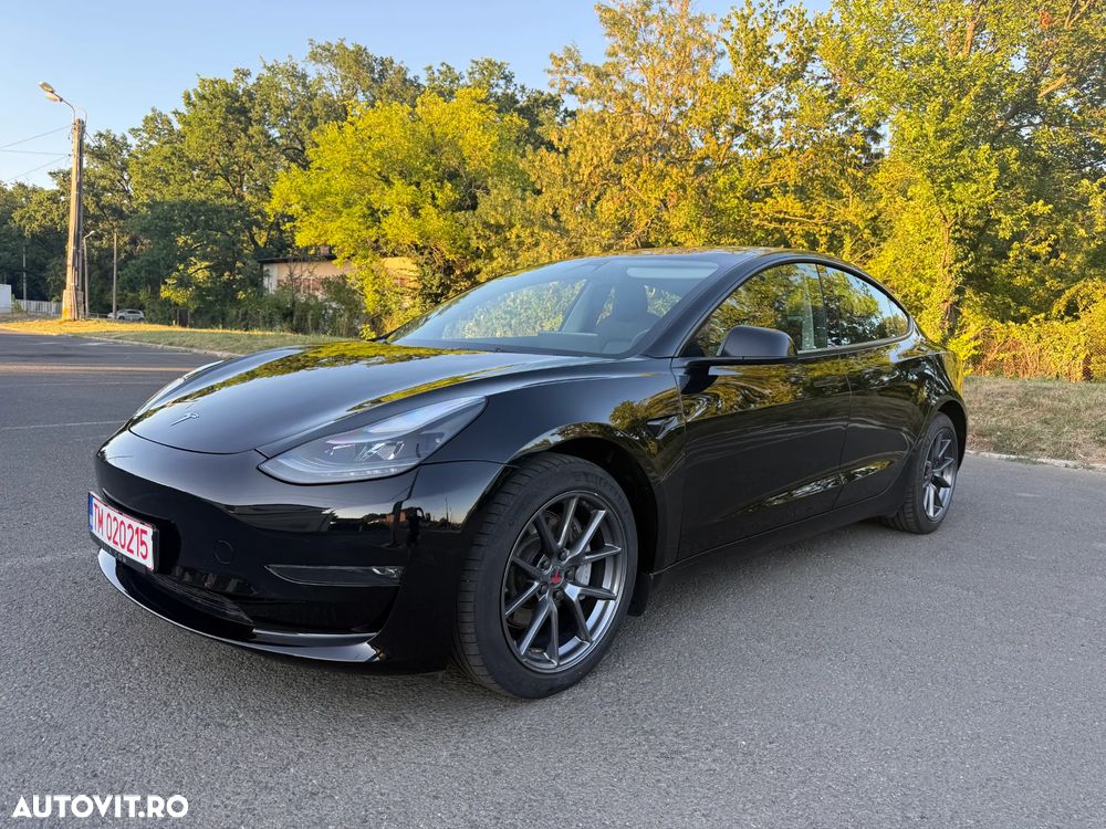 Tesla Model 3 Long Range AWD Premium - 3