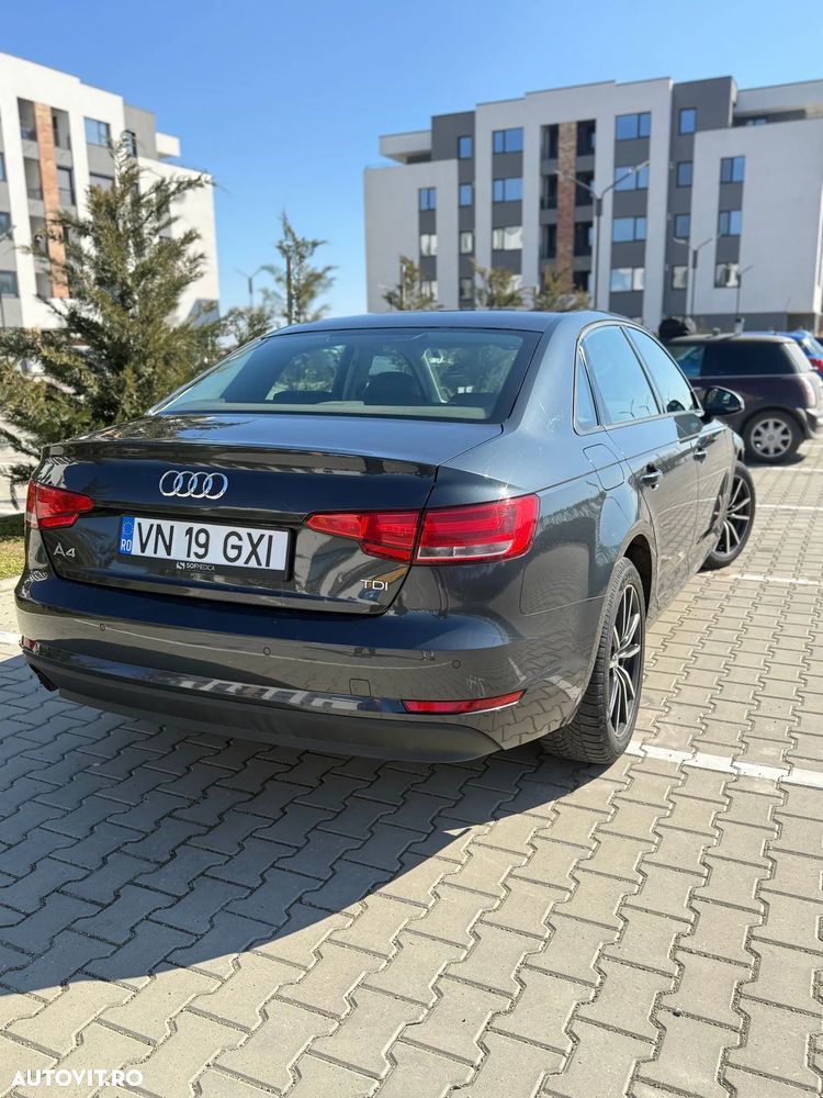 Audi A4 2.0 TDI S tronic - 3