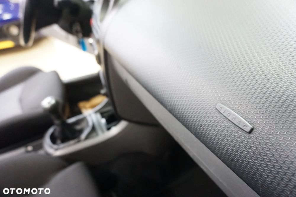 Seat Ibiza SC 1.4 16V Reference - 26