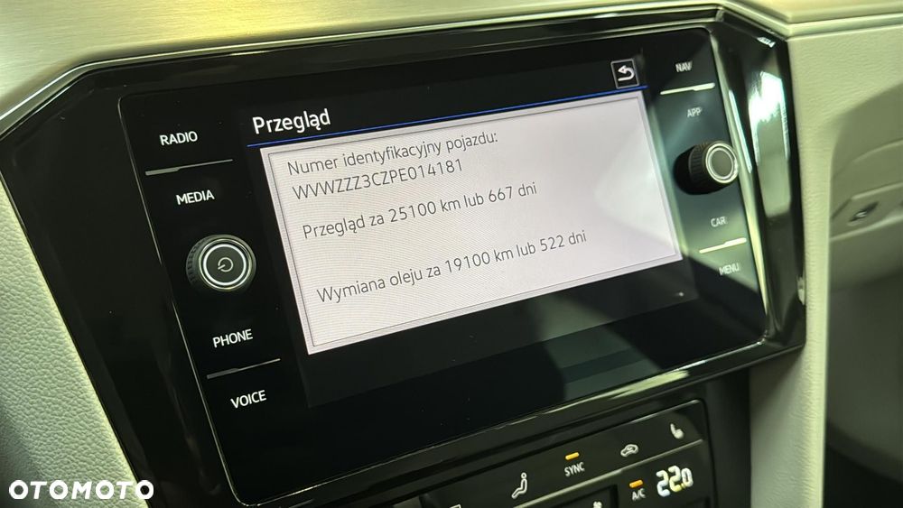 Volkswagen Passat Variant 2.0 TDI EVO Elegance DSG - 28