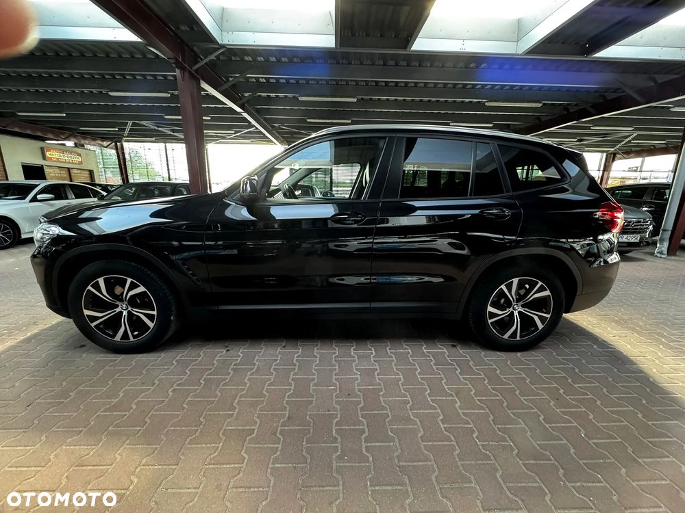 BMW X3 xDrive20d Advantage - 4