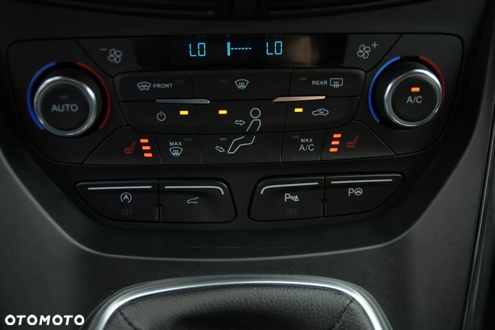 Ford Kuga 2.0 TDCi AWD ST-Line Black - 32