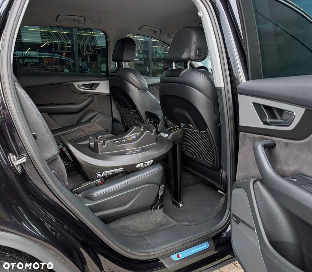 Audi Q7 - 19