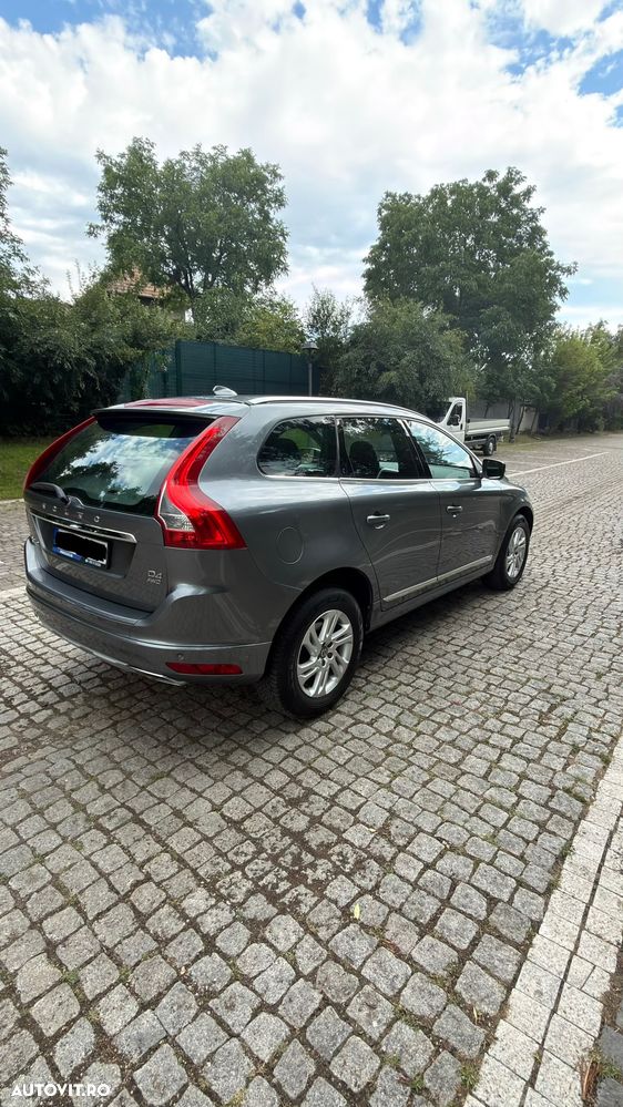 Volvo XC 60 D4AWD Kinetic - 4
