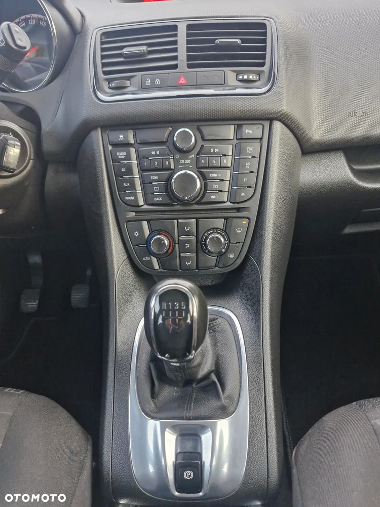 Opel Meriva - 22