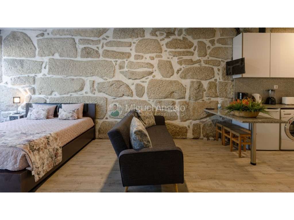Apartamento T0 1º piso para Arrendamento na Trindade - Porto - Grande imagem: 3/10