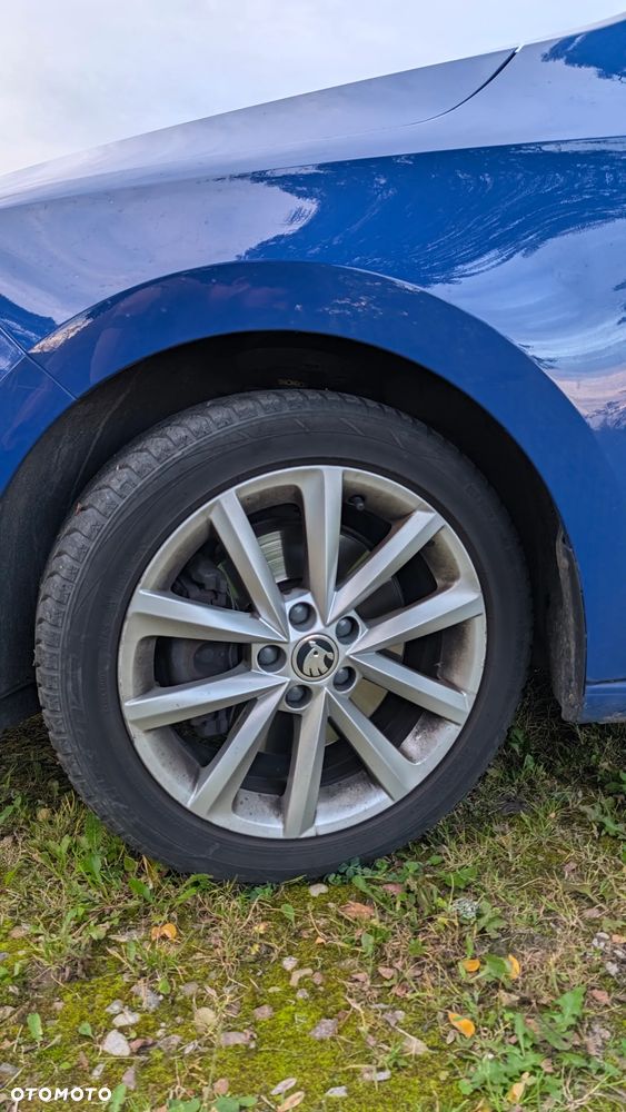 Skoda RAPID 1.0 TSI Style - 15