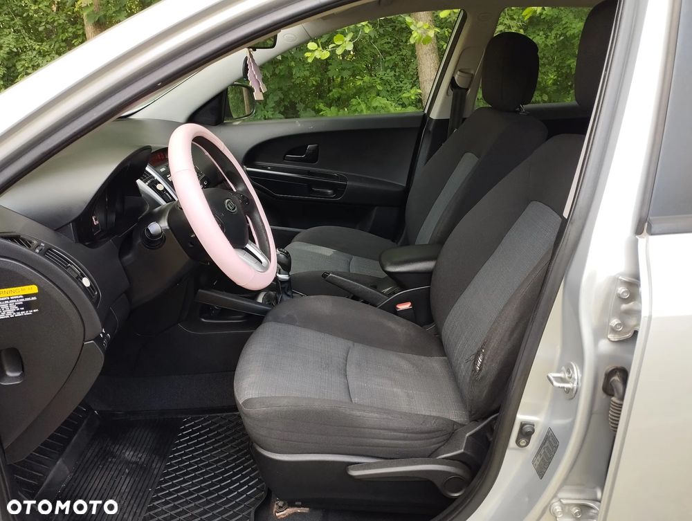 Kia Ceed 1.6 Crdi Comfort + - 20