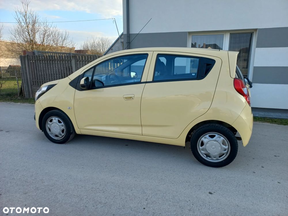 Chevrolet Spark 1.0 - 22