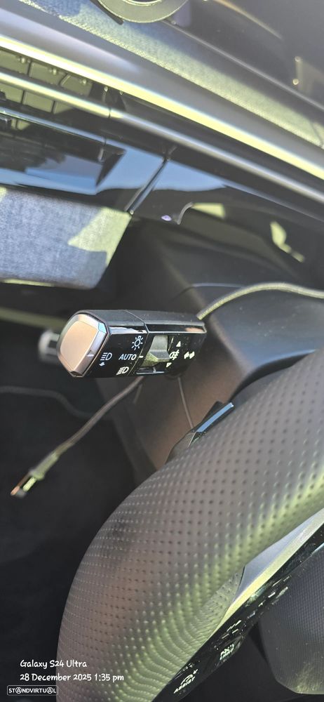 Peugeot 5008 1.2 Hybrid GT e-DCS6 - 30