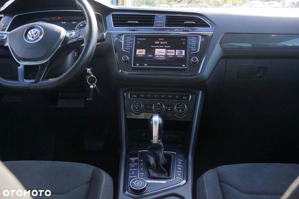 Volkswagen Tiguan 2.0 TDI SCR 4MOTION DSG Highline - 13
