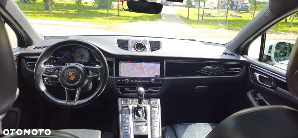 Porsche Macan S - 5