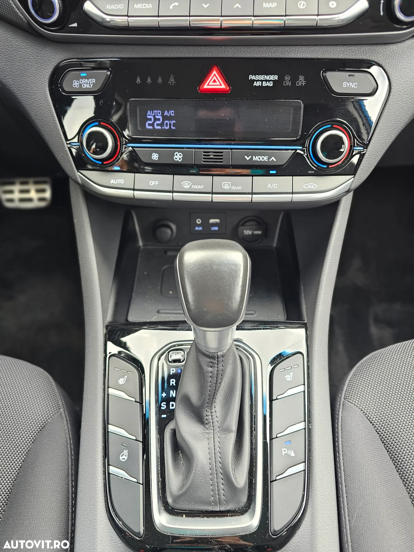 Hyundai IONIQ Hybrid 1.6 GDI Style - 19