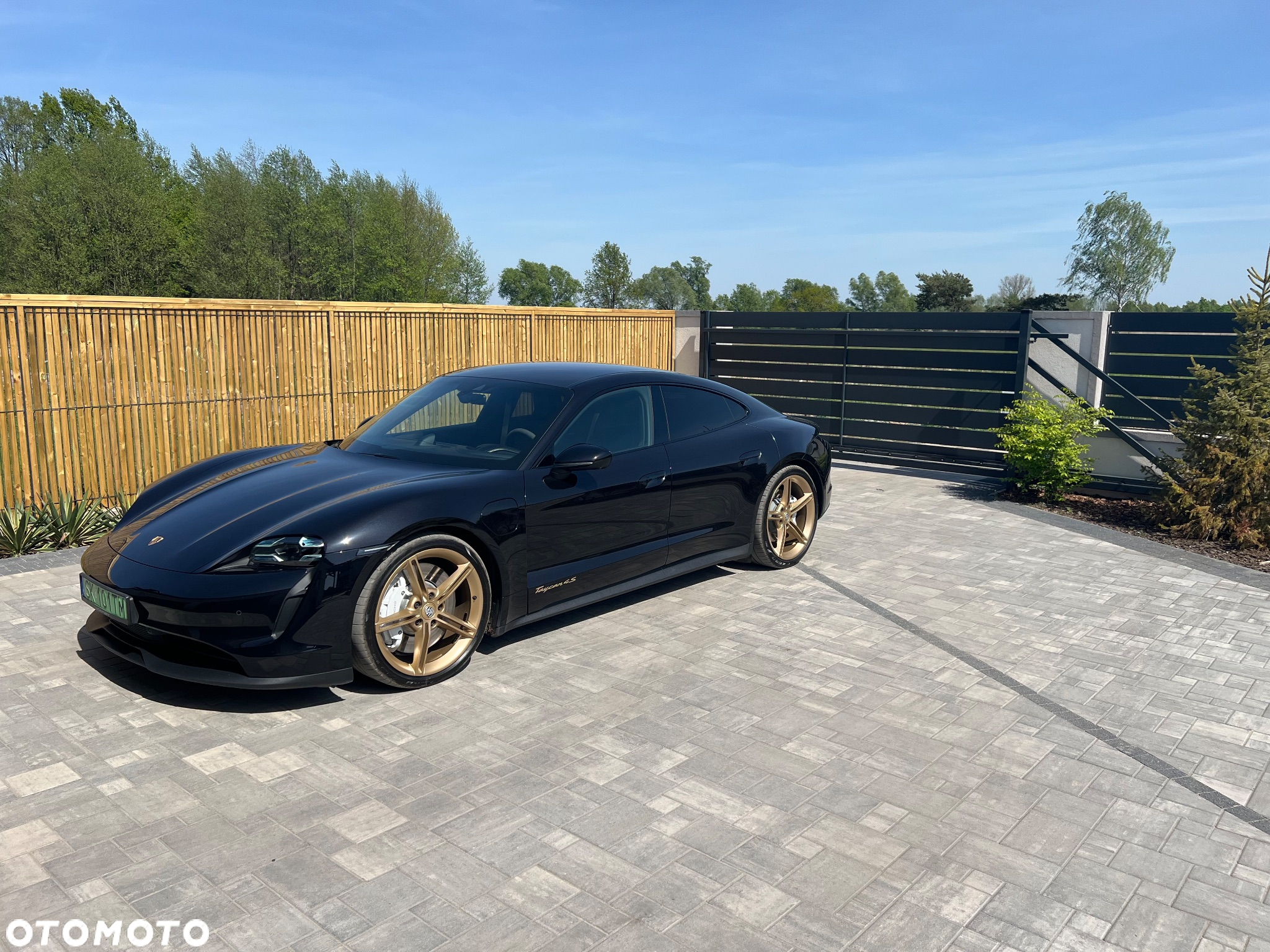 Porsche Taycan - 3
