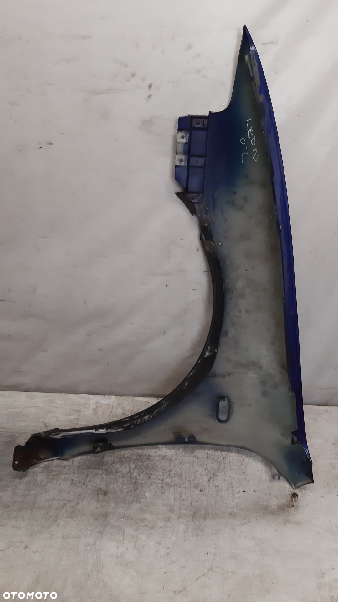 * BŁOTNIK PRAWY PRZÓD SEAT TOLEDO II LEON I  LS5N  NIEBIESKI - 4