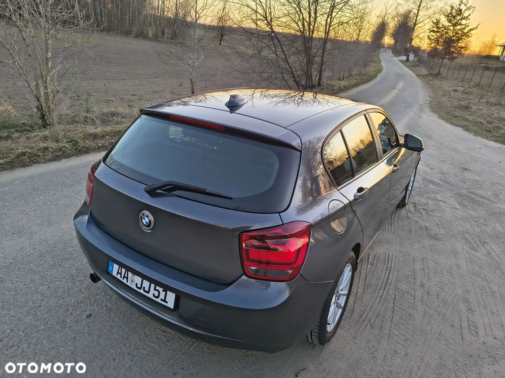 BMW Seria 1 118i - 17