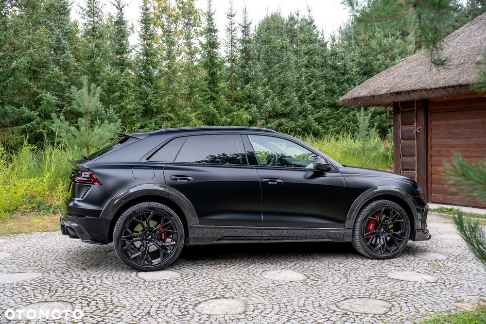 Audi RS Q8 - 15