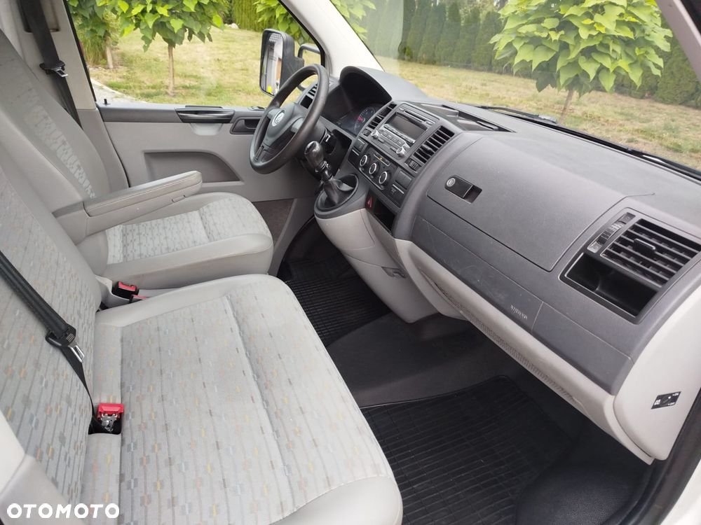 Volkswagen T5 - 5