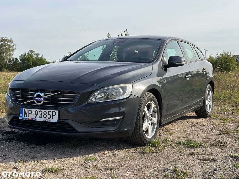 Volvo V60 D2 Momentum - 3