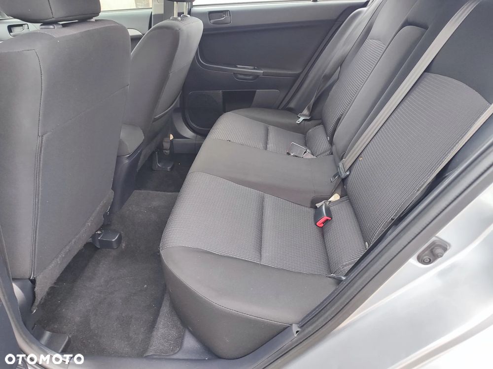 Mitsubishi Lancer - 22