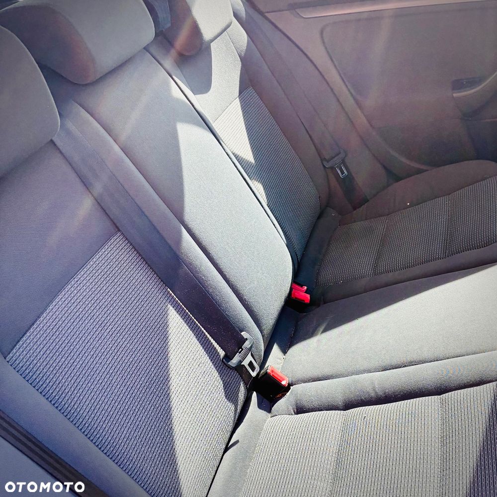 Volkswagen Golf 1.6 Comfortline - 13