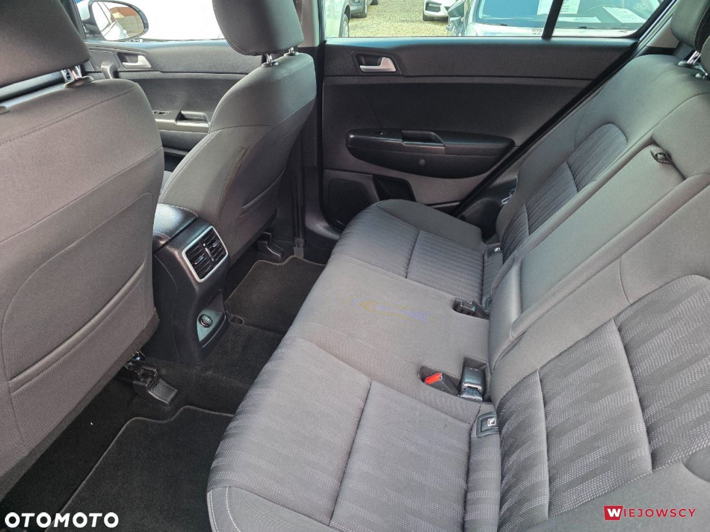Kia Sportage - 12