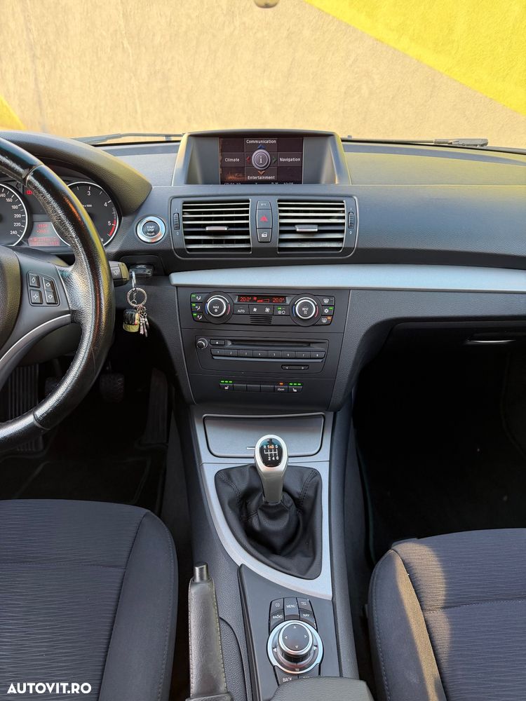 BMW Seria 1 118d - 13