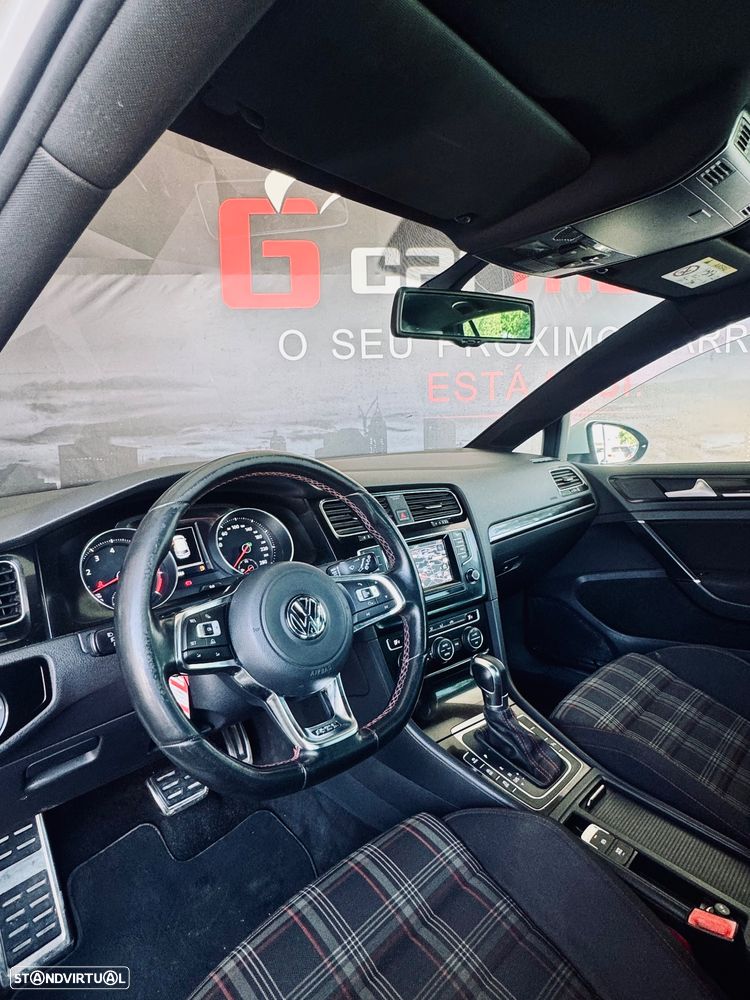 VW Golf 2.0 TSi GTi DSG - 12