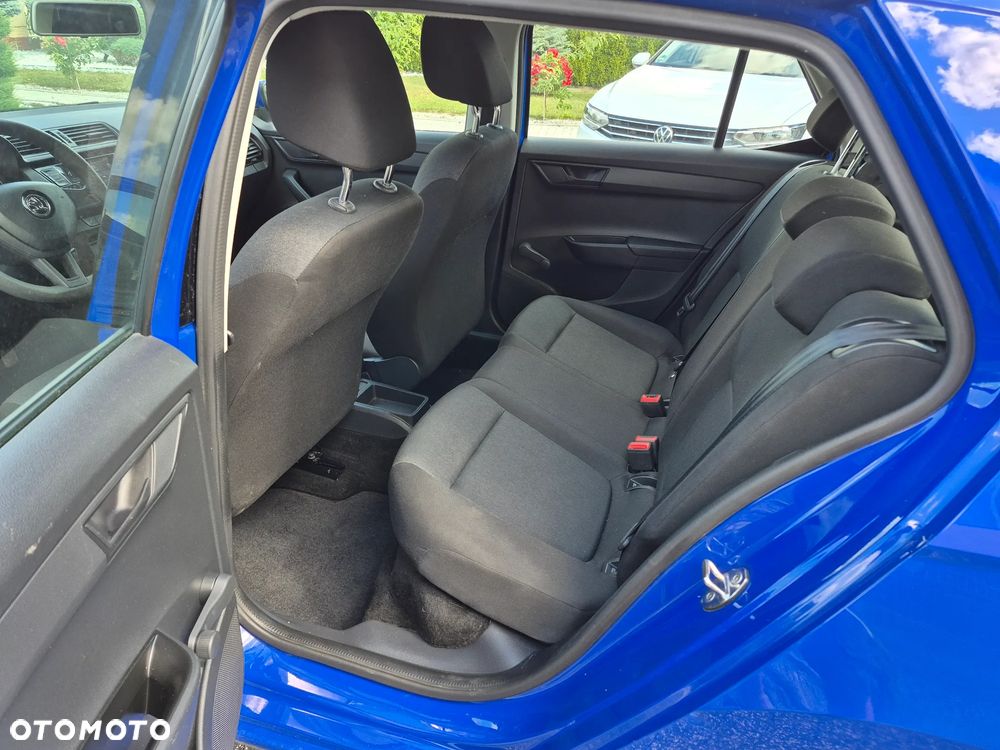Skoda Fabia 1.0 MPI Soleil - 11