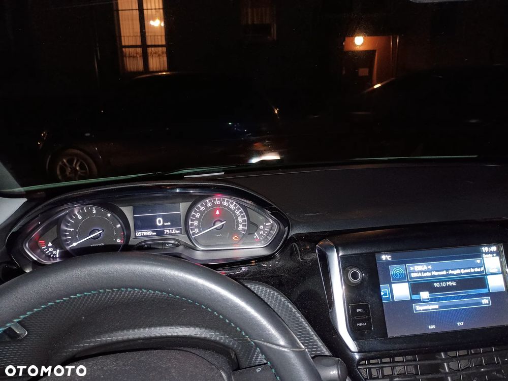 Peugeot 2008 Blue-HDi FAP 100 STOP & START Style - 9