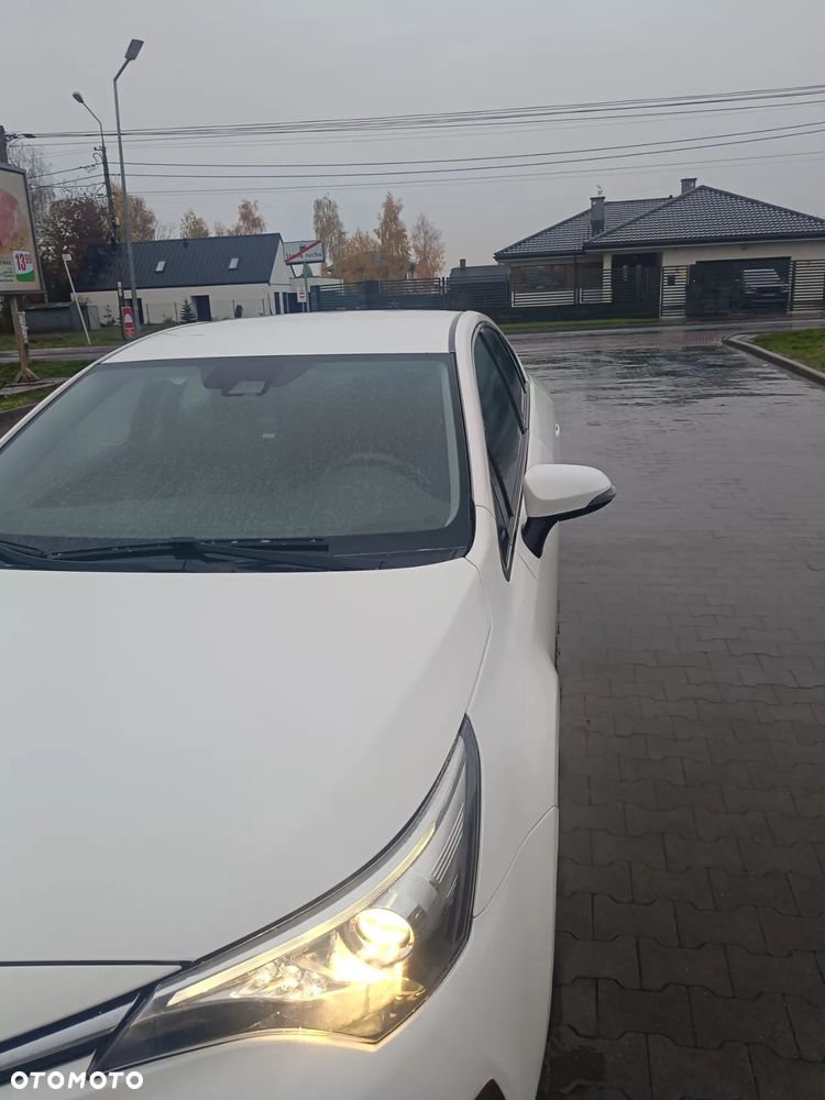 Toyota Avensis 2.0 D-4D Active Business - 20