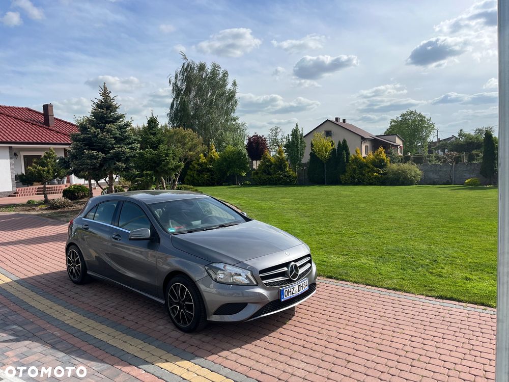Mercedes-Benz Klasa A 180 (BlueEFFICIENCY) - 10