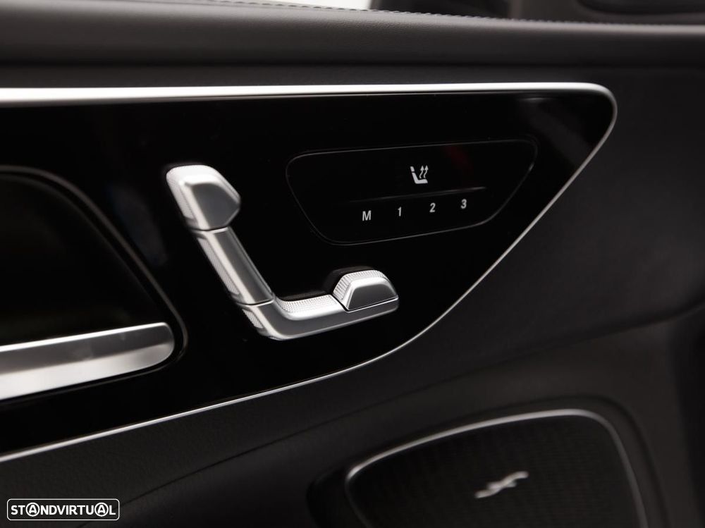 Mercedes-Benz C 300 d AMG Line - 19