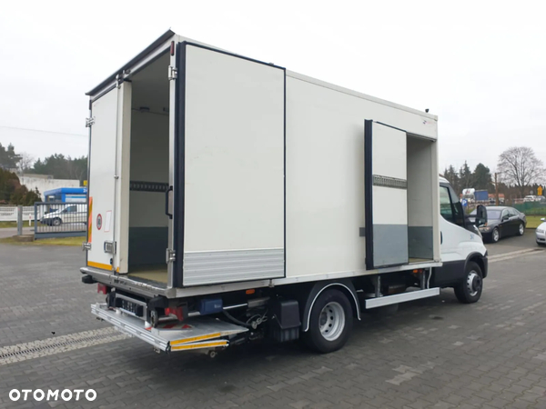 Iveco DAILY 60C15 CHŁODNIA+WINDA+DRZWI BOCZNE I TYLNE MROŹNIA IZOTERMA