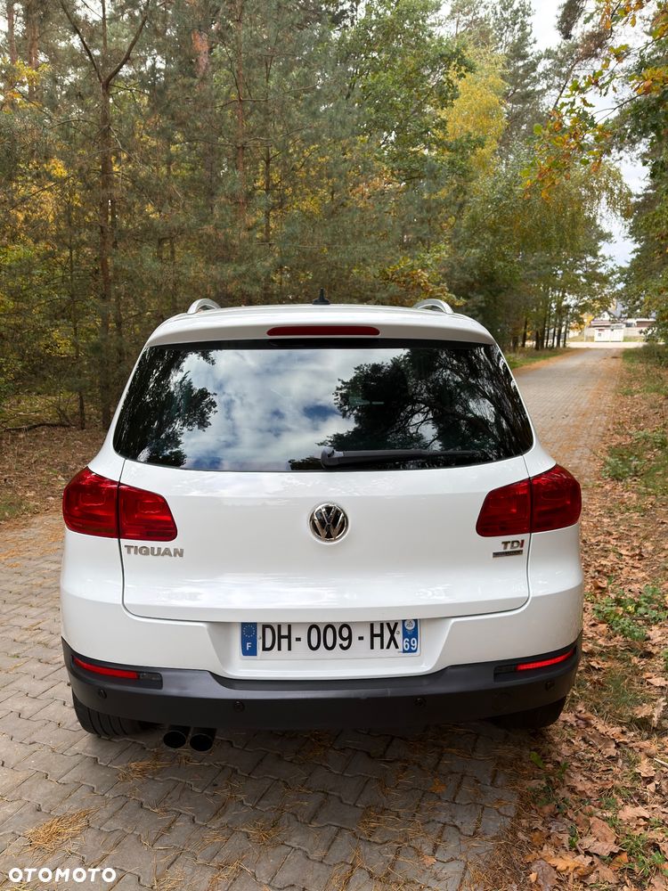 Volkswagen Tiguan - 4