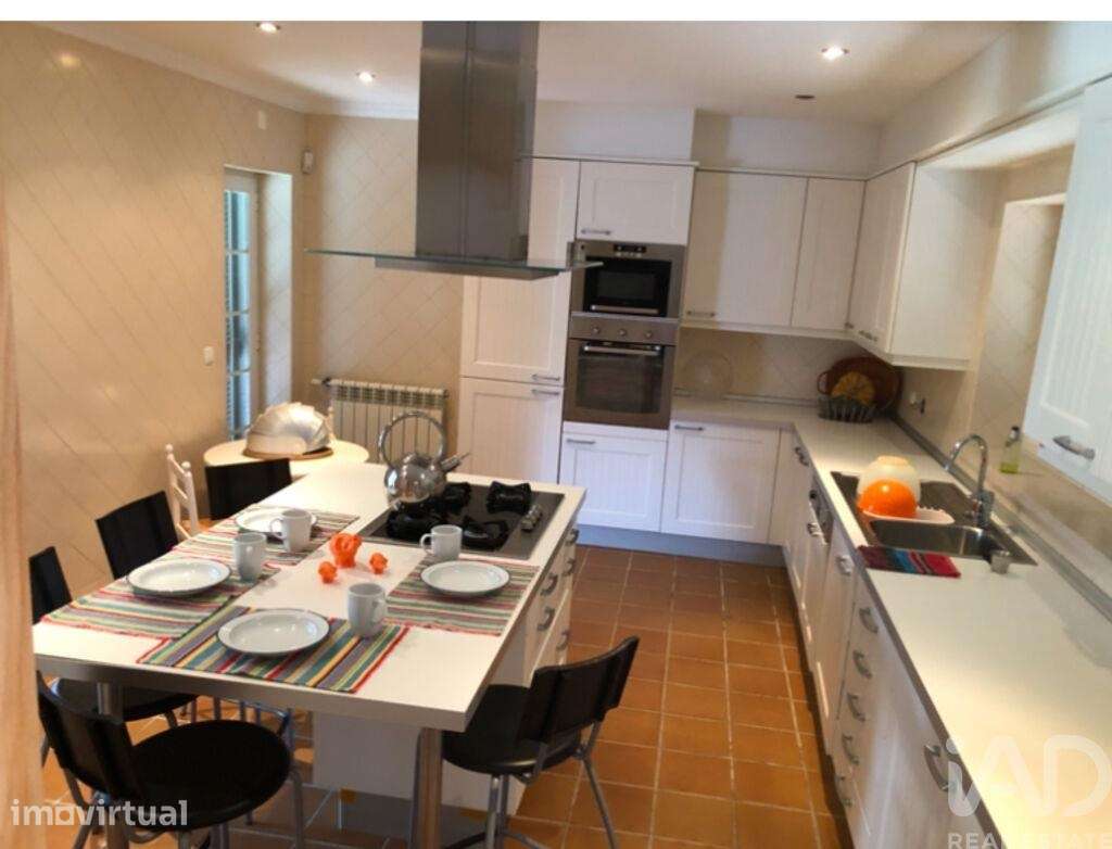 Casa / Villa T4 em Amoreira de 258,00 m2 - Grande imagem: 5/30