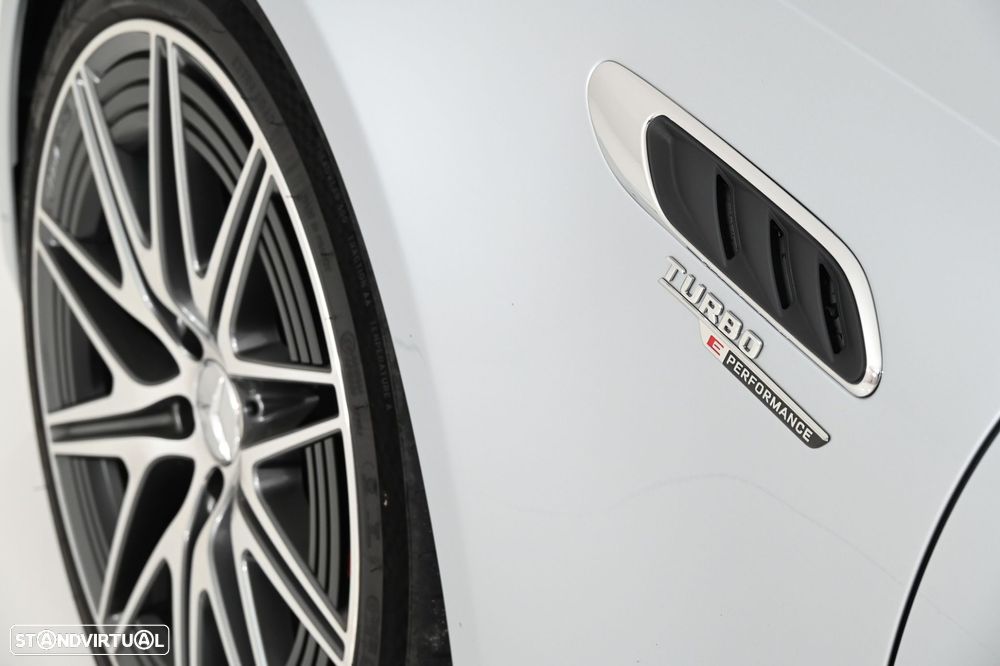 Mercedes-Benz C 63 AMG S E Performance 4Matic - 13