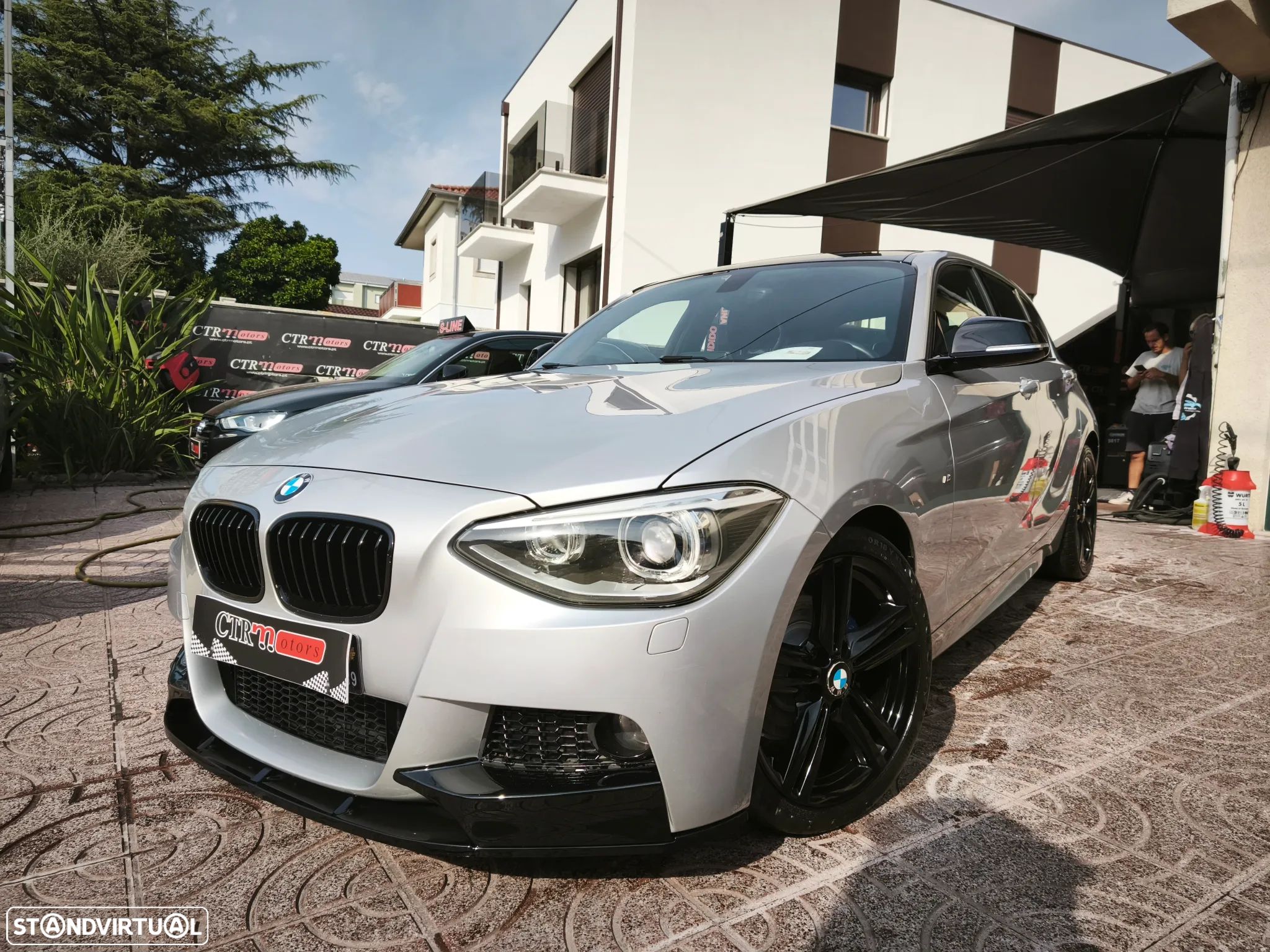 BMW 120 - 1