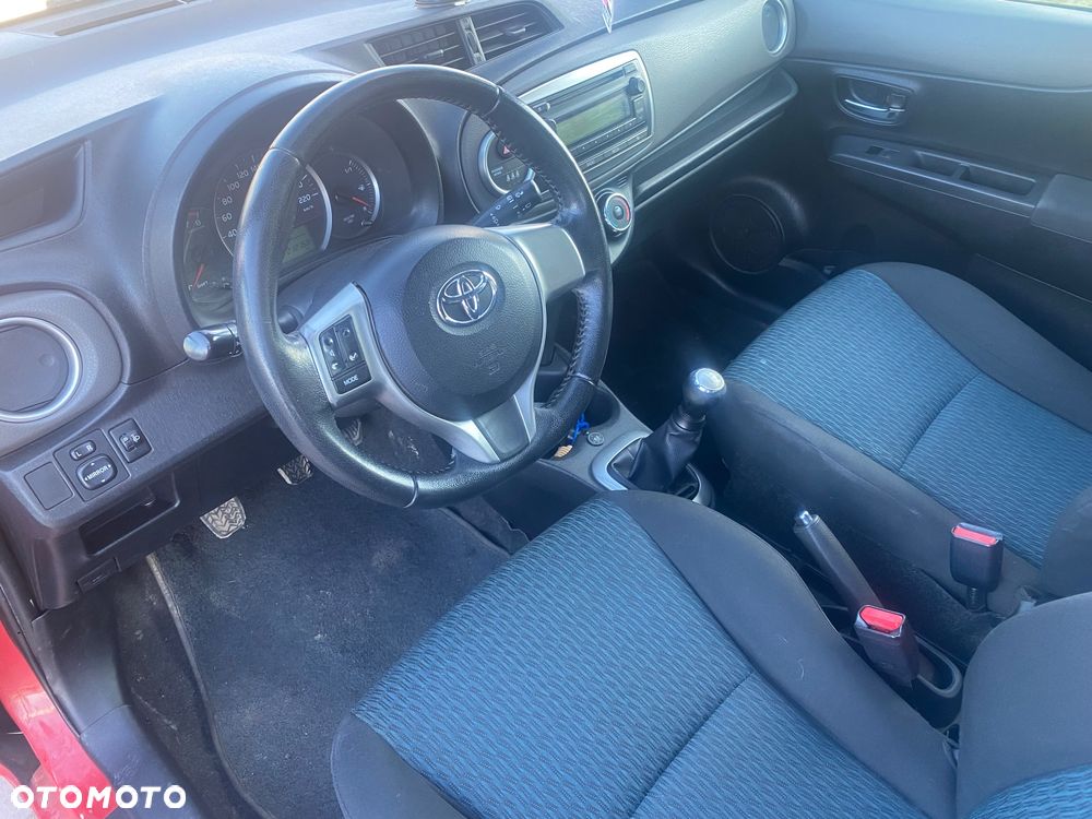 Toyota Yaris 1.0 Terra EU5 - 7