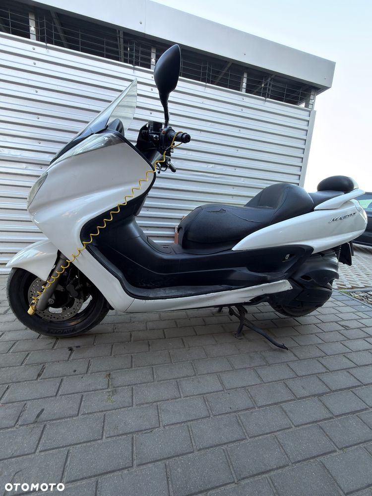 Yamaha Majesty - 1
