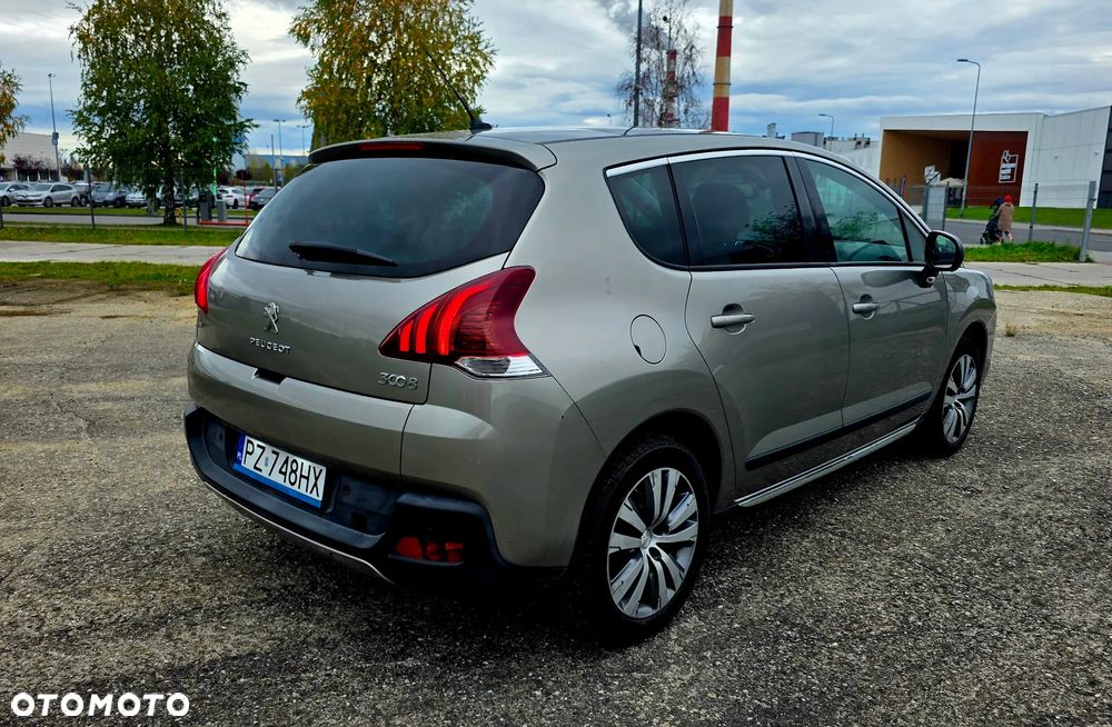 Peugeot 3008 2.0 HDi Allure - 3