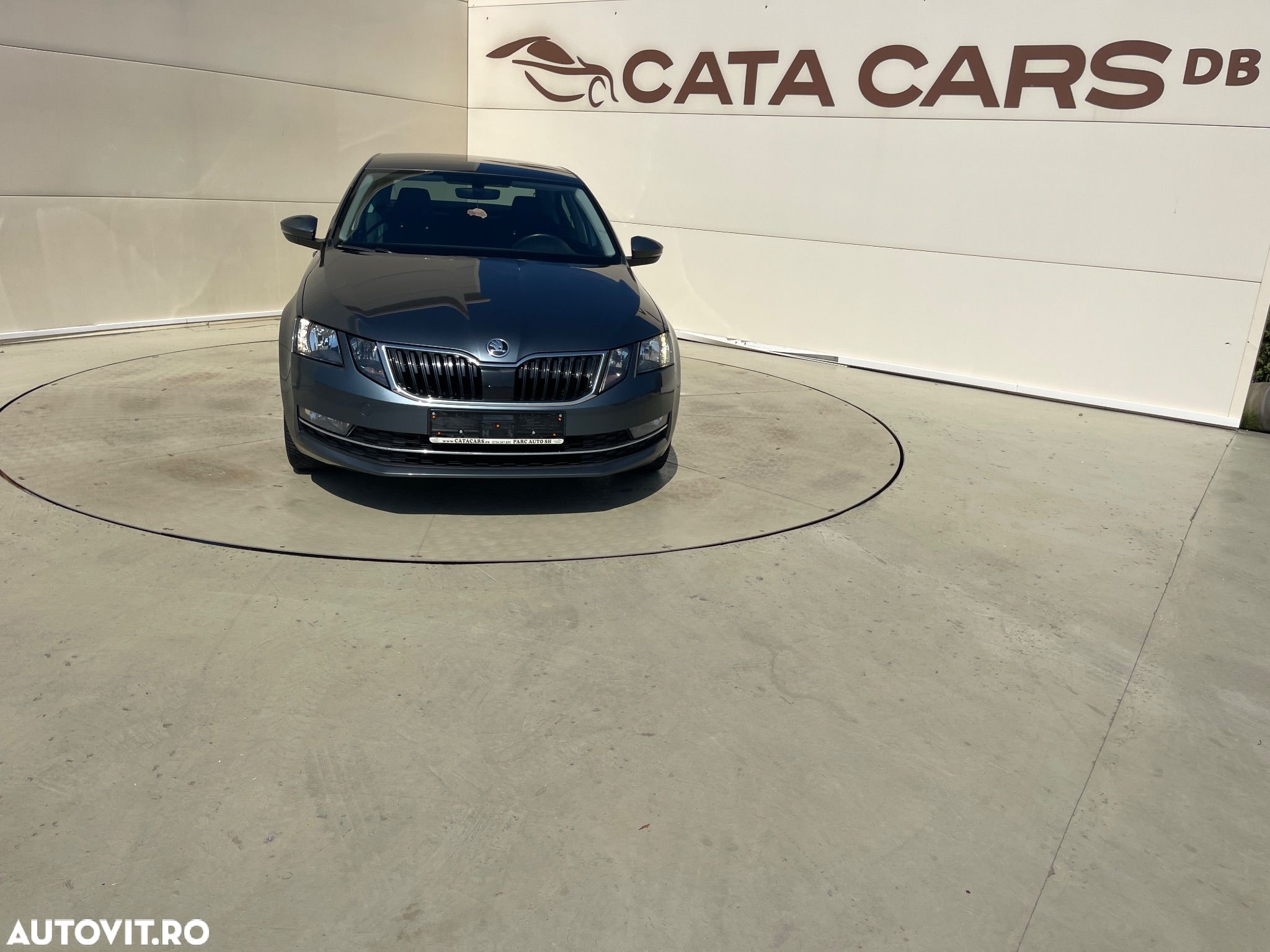 Skoda Octavia 1.8 TSI DSG Style - 1