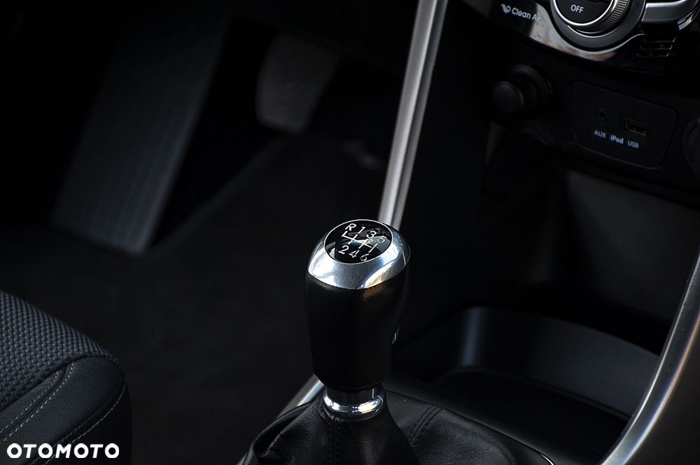 Hyundai i30 1.6 CRDi Premium - 28