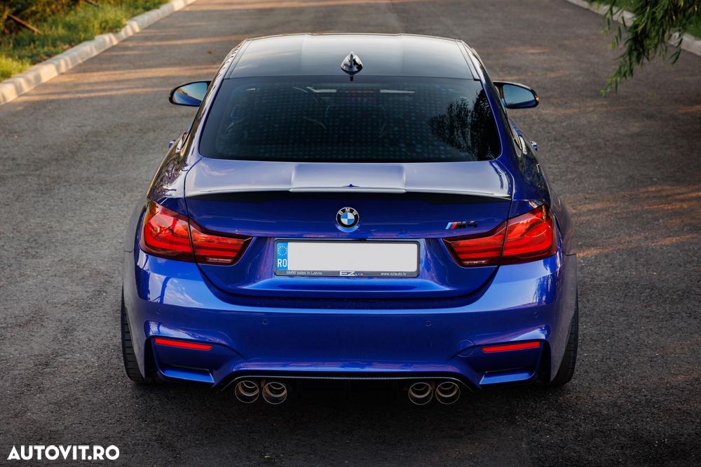 BMW M4 Coupe DKG Competition - 22
