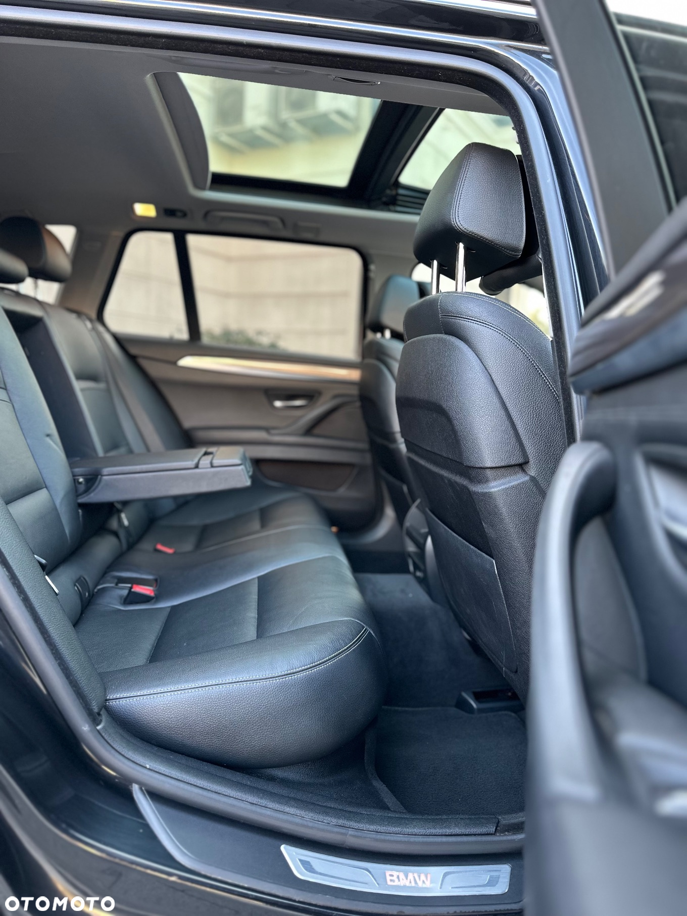 BMW Seria 5 525d xDrive Modern Line - 30