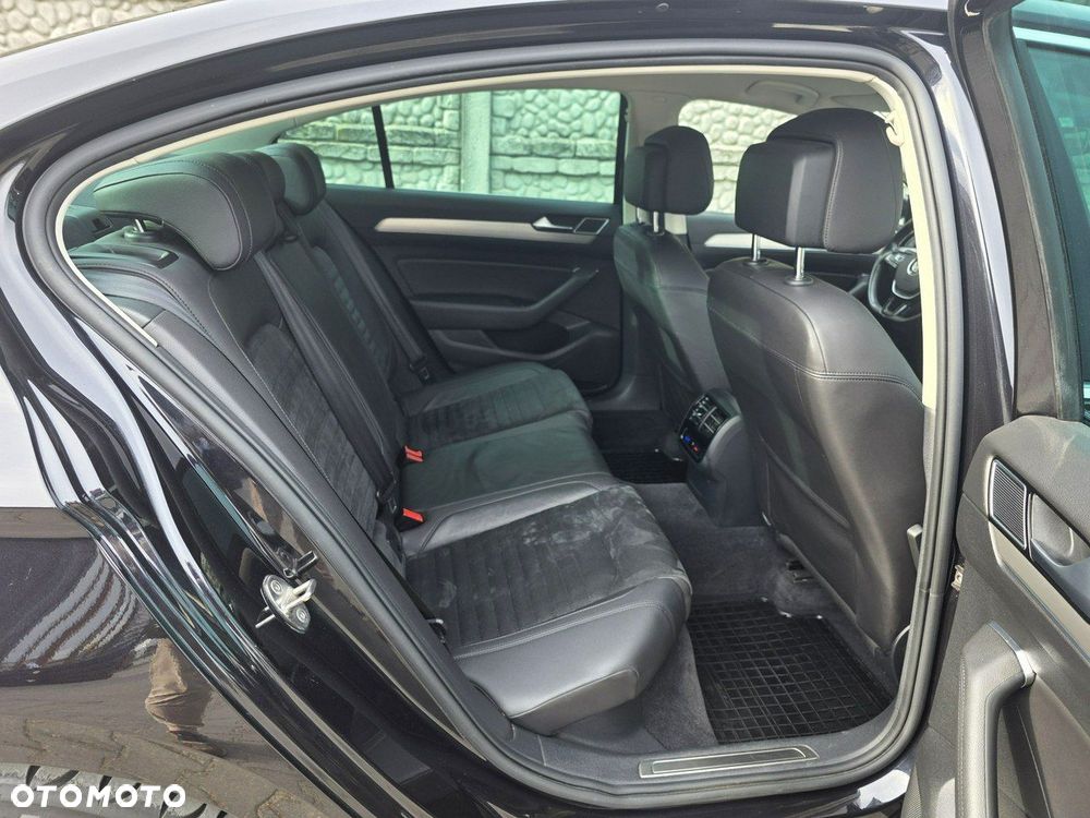 Volkswagen Passat 1.6 TDI (BlueMotion Technology) Comfortline - 22