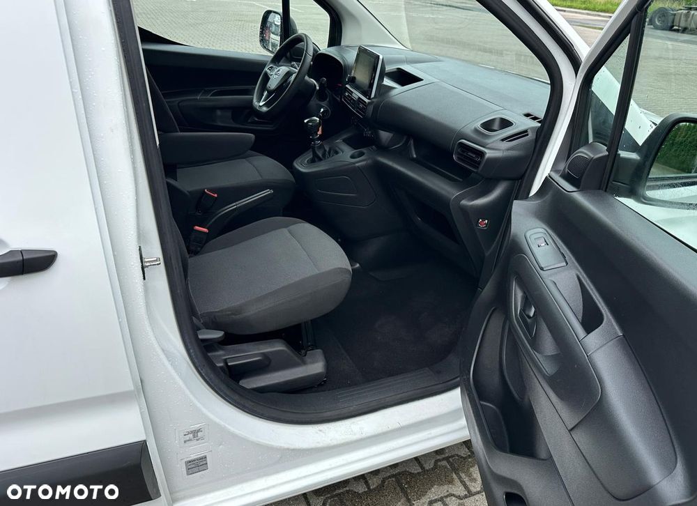 Opel Combo - 12