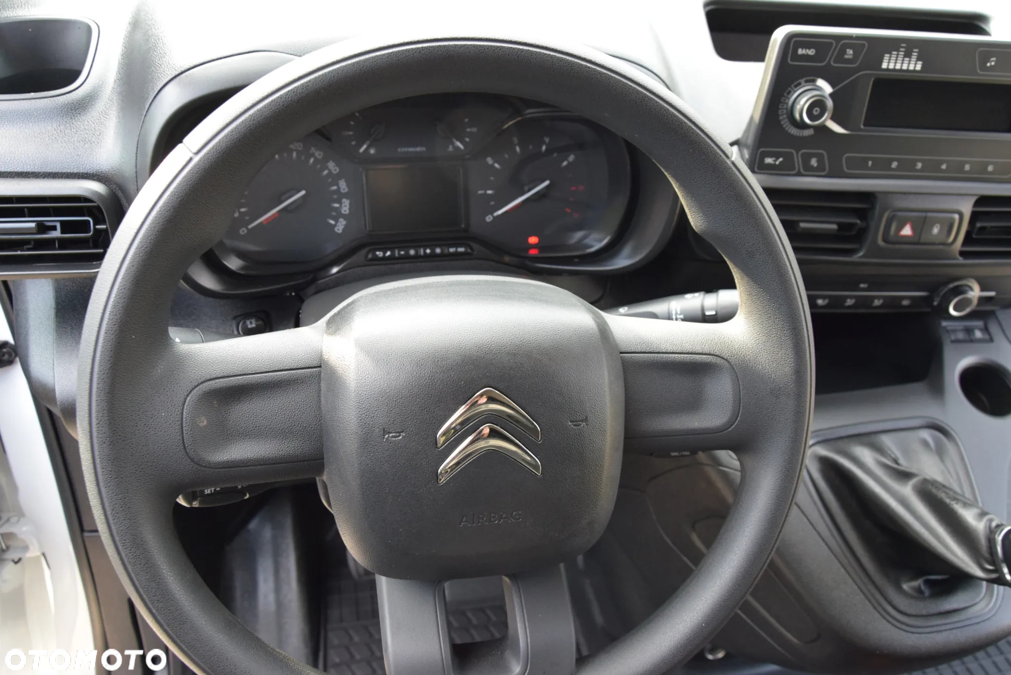 Citroën BERLINGO - 17
