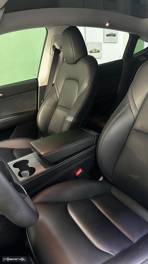 Tesla Model Y Tração Traseira - 4
