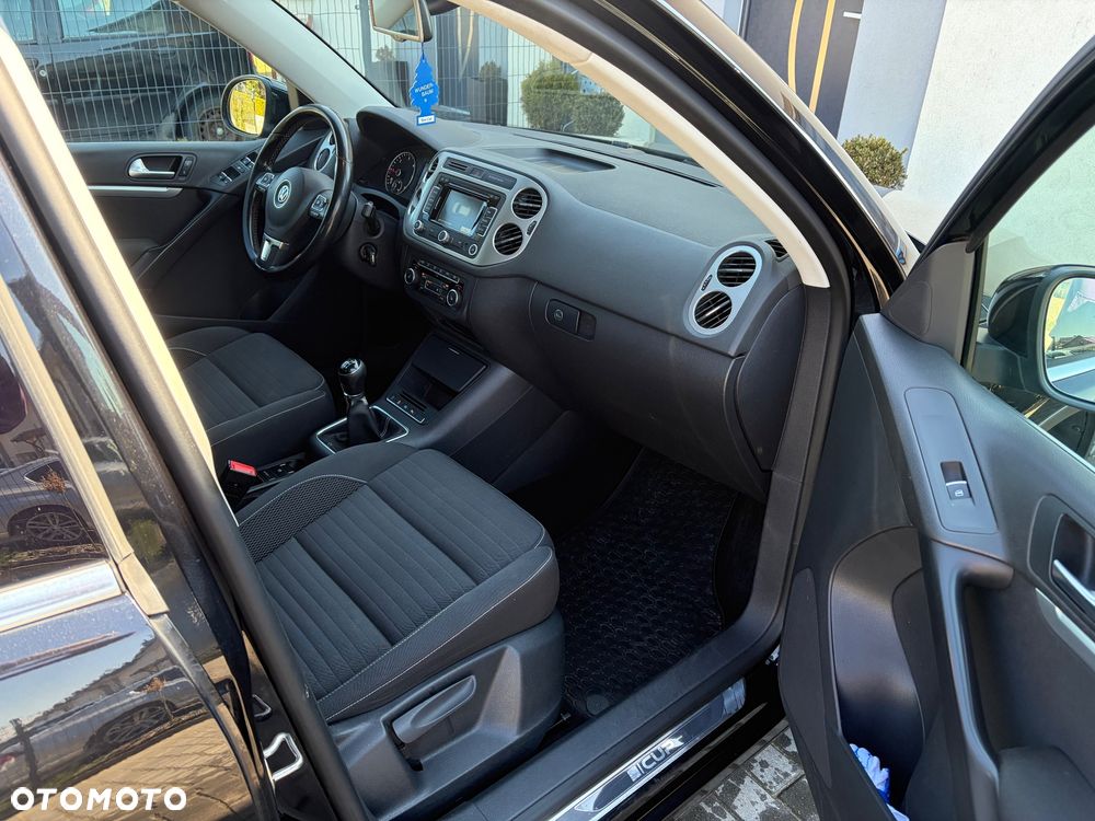 Volkswagen Tiguan 2.0 TDI DPF BlueMotion Technology Cup Sport & Style - 9